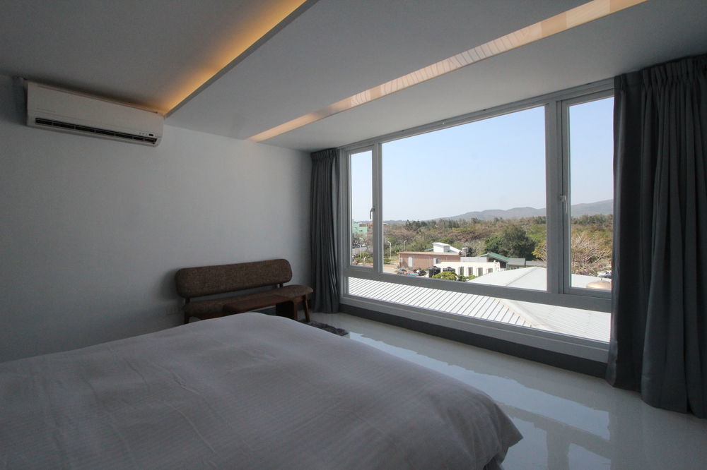 Bed and Breakfast Kenting The House Shanjiao Екстер'єр фото